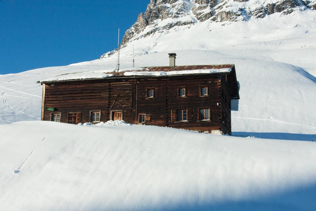 Alpenappartement Bergkoenig Warth  Exterior photo